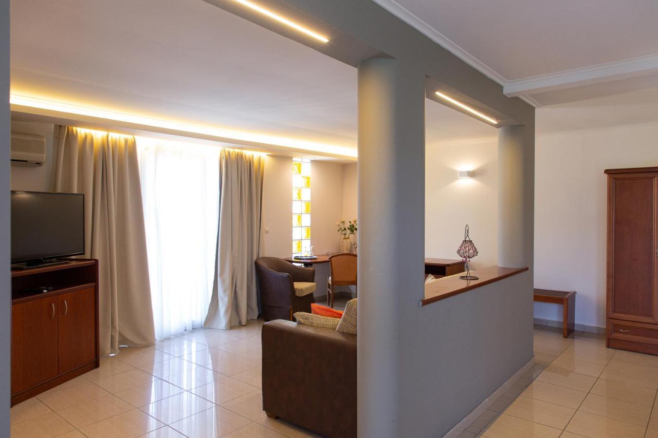 Anais Hotel Korinos Luaran gambar